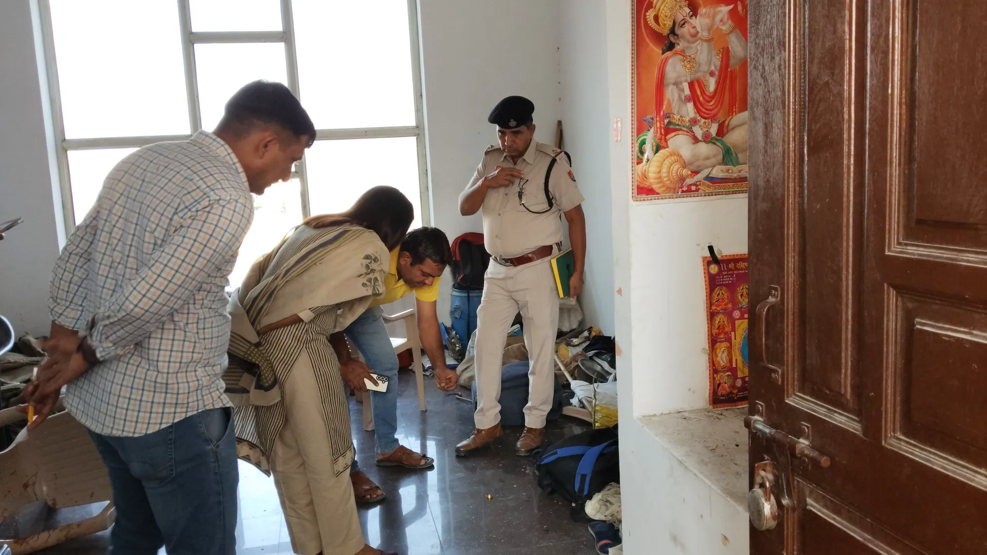 हरियाणा की इस अनाजमंडी में दो पक्षों में हुआ विवाद, चाकू और गोलियों से हमला, 2 को लगी गोली